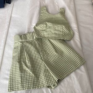 Zara gingham green and white set